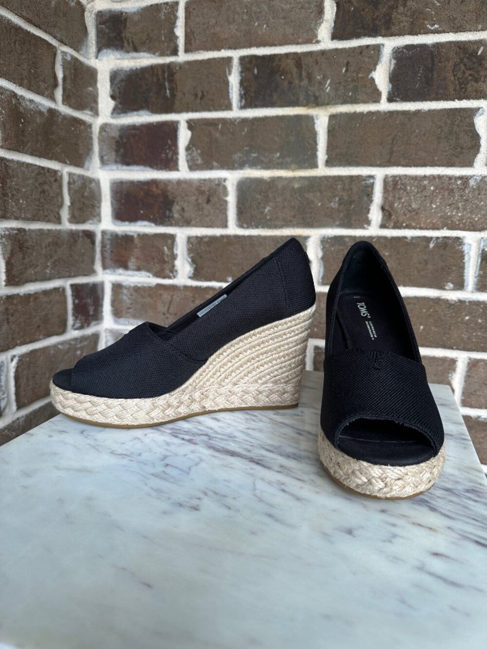 TOMS Michelle Peep Toe Espadrille Wedge Pump Black Sandal Slip-on Heels Size 9 - Picture 12 of 15